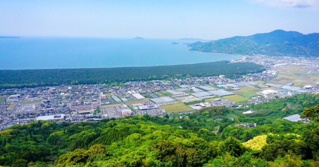 鏡山から見た虹の松原と唐津湾の絶景